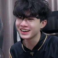 Ngọc quý ( nguyễn quốc hận Jiro)