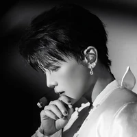_Phạm Đình Thái Ngân_
