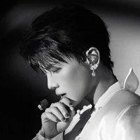_Phạm Đình Thái Ngân_