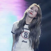 Orm Kornnaphat Sethratanapong(bạn thân)