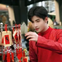 hùng huỳnh