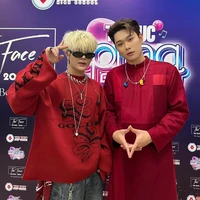Gió bên sân khấu