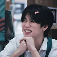 Nhỏ tg điên khùm