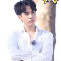 Lê Quang Hùng ( phone)