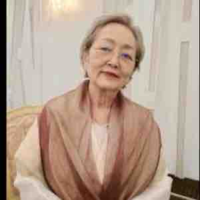 Bà  Manobal