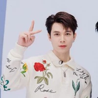 anh tus