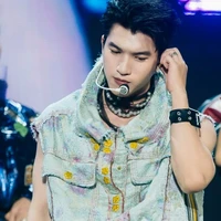 Trần Minh Hiếu(HIEUTHUHAI)