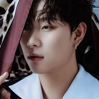 Trần Đăng Dương(Dương đeo míc)