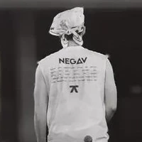 𝐜𝐡𝐢𝐩 𝐜𝐡𝐢𝐩