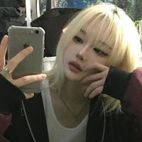 Vũ Ngọc Linh_Lily