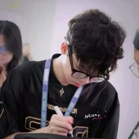 nguyễn hữu đạt(phoenix, phượng hoàng lỏ)