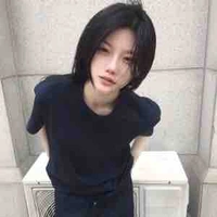 Hoàng Bảo Linh ( mẹ lớn bot )