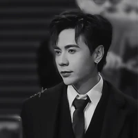 Quang Hùng.