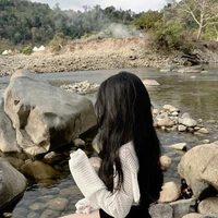 Nguyễn Hồng Liễu(mẹ Q.Anh)
