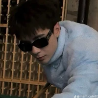 Lê Quang Hùng 