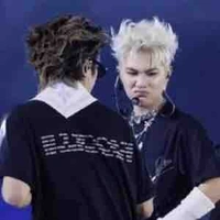 Nhỏ tác giả nè