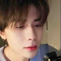 Hùng (phone)