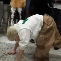 T/g này lùn lùn nhưng dễ thương lắm