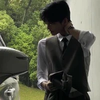 Hoàng Khánh( ba na9)