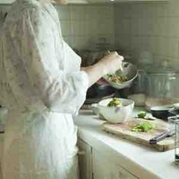 Tưởng Ân ( mẹ của Tư Âm) 