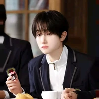 Koo bon Hyuk (hyuk)