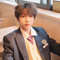 Nhiếp Vĩ Thần