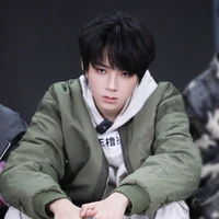 Vương Lỗ Kiệt_anh