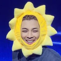 Dong Youngbae ( TAEYANG)