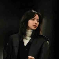 LaLisa Manoban( Cô )