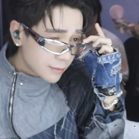 Lê Quang Hùng•97