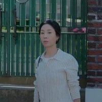 bà Kim 