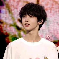 Trương Dịch Nhiên_anh⁵