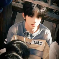 Vương Lỗ Kiệt_hắn³