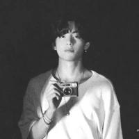 Kim Taehyung - hắn