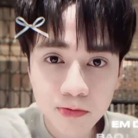 Lê Quang Hùng ( phone )