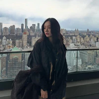 Lee Hyeri/ Cô