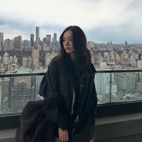 Lee Hyeri/ Cô