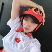 Nguyễn Khoa Tóc Tiên 