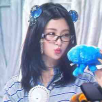 Huh Yunjin