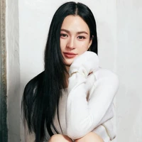 LingLing Kwong ( em )