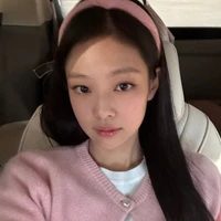 Kim Jennie - em