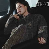 Becky Rebecca Patricia Armstrong (Cô)