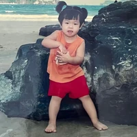 June lúc 10 tuổi