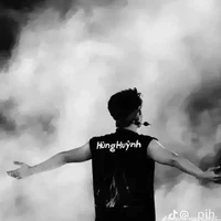Hùng Huỳnh