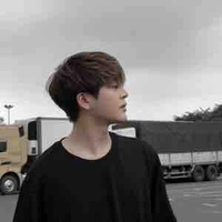 Surie 🐑 ( vợ OgeNus )