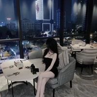 Hoàng Anh Ngọc (mẹ em và Hùng)