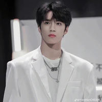 [LiuYaoWen_Lưu Diệu Văn]_anh