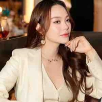 Minh Hằng [ nàng ] 