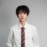 Nhiếp Vĩ Thần