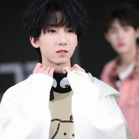 Dương Bác Văn_Hắn